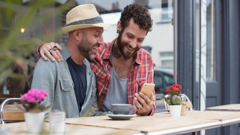Best Gay Dating Sites & Apps to Try in 2021-2022